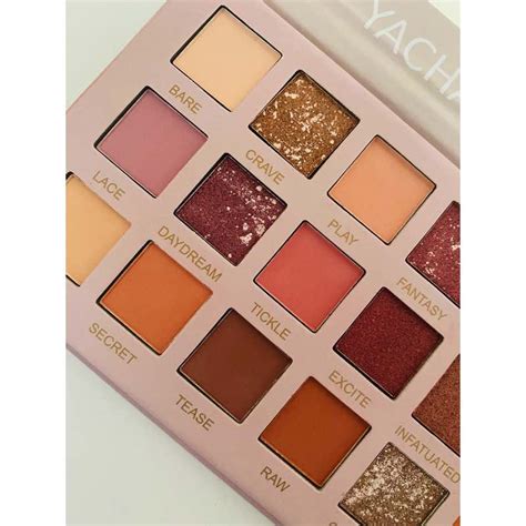 Paleta De Sombras De Tonos Neutros Nude Mate Y Glitter