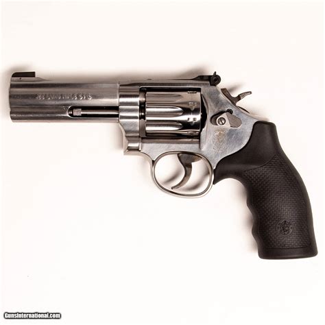 SMITH & WESSON MODEL 617-6