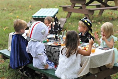 Kara's Party Ideas Halloween Hayride Party | Kara's Party Ideas