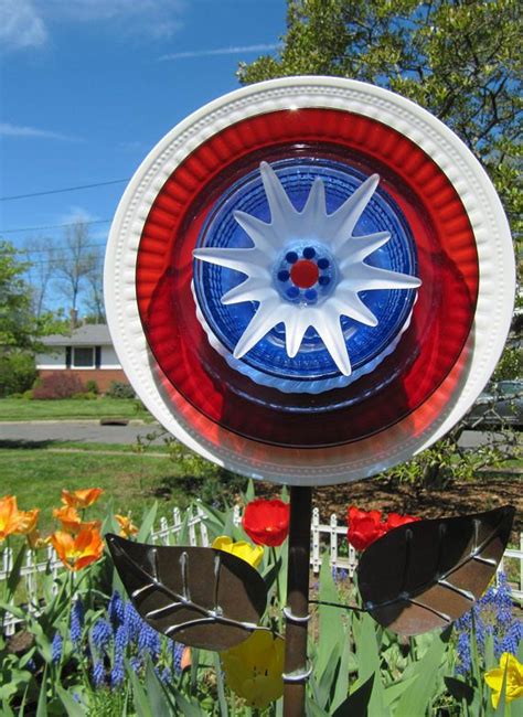 2177 Best Images About Glass Garden Yard Art On Pinterest Glass Art