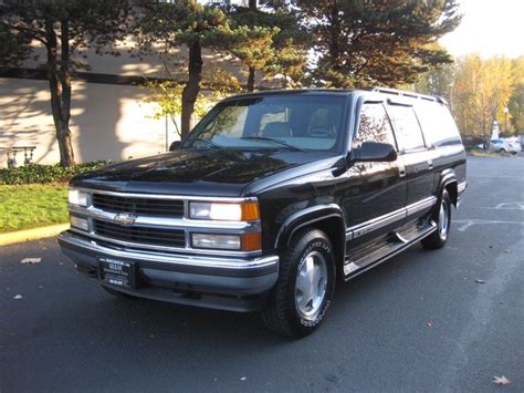 1998 Chevrolet Suburban 4wd Leather 8 Passenger Loaded Sharp