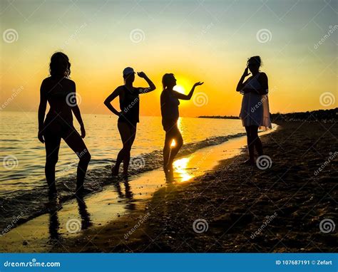 Group of Happy Young People Dancing at the Beach Editorial Photo ...