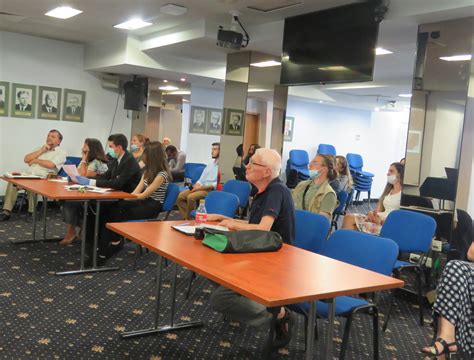 Амбициозни проекти и постижения на Ученическия институт на БАН ...