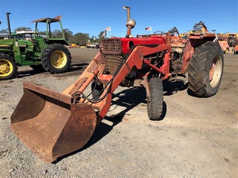 Massey Ferguson Tractor With Front End Loader Auction 0005 7023061 Grays Australia