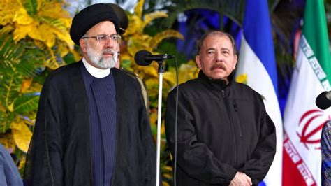 Presidente de Irán llega a Nicaragua para reunirse con Ortega