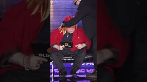 Эдвард Бил жёстко напал на Барецкого - YouTube