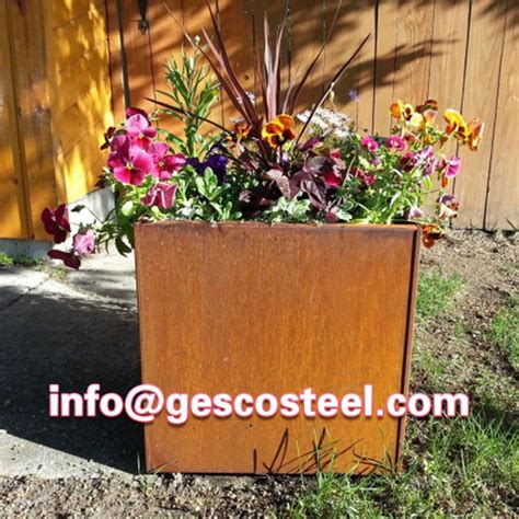 Weathering Resistant Outdoor Corten Steel Planter Box View Corten