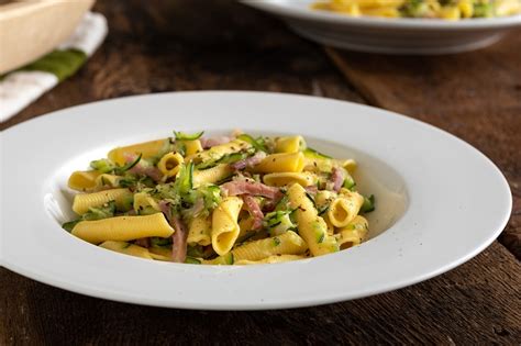 Ricetta Pasta Zucchine E Speck Cucchiaio D Argento