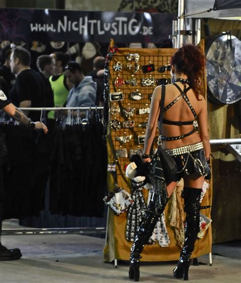 Schwarze Presse Sex Sells