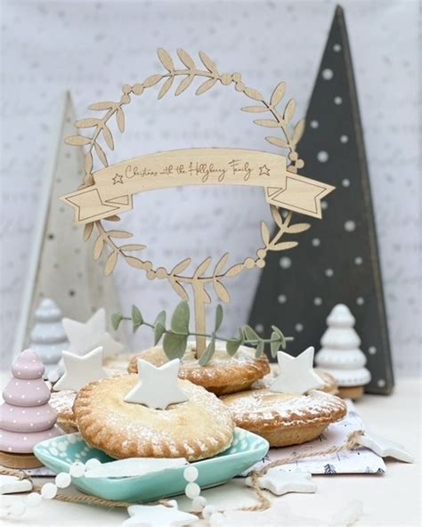 Christmas Wreath Personalised CAKE TOPPER - A Beautiful Sign