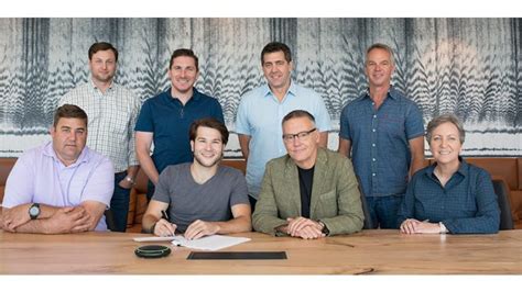 Ben Gallaher Signs With Sony Music Nashville Releases Self Titled