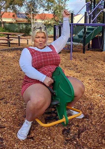 Full Thighs In The Mini 1509 Porn Pictures XXX Photos Sex Images 3818073 PICTOA