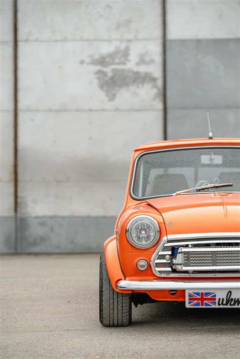 UK Minis