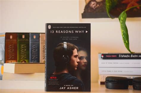 Thirteen Reasons Why By Jay Asher Book Review