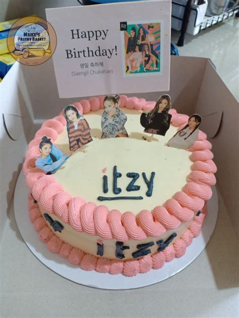 Itzy Cake Simple Kpop Cake Cake Pastry Basket Pastry