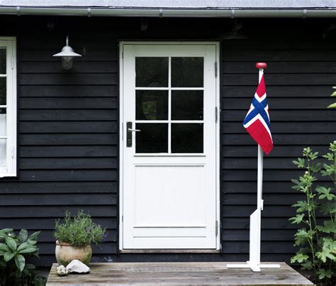 Hvordan Heise Flagg I Flaggstang