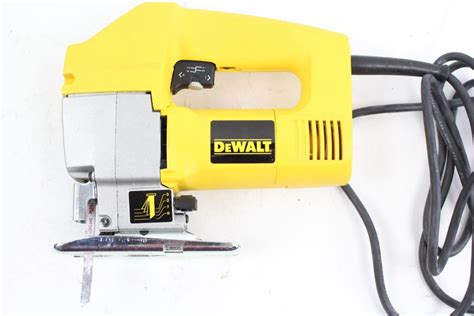 Dewalt Dw318 Orbital Jig Saw Property Room