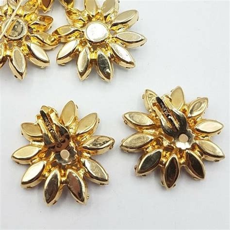 La Roco Jewelry Big Vintage La Roco Crystal Rhinestone Glass Flower Brooch Clip On Earrings