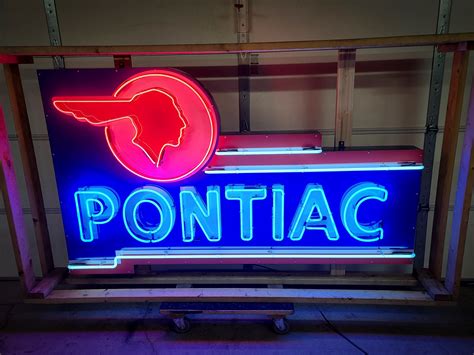 Pontiac Dealership Custom Made Neon Tin Sign Auburn Fall 2020 RM