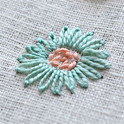 How To Embroider Chain Stitch Flowers Flower Embroidery Day 2