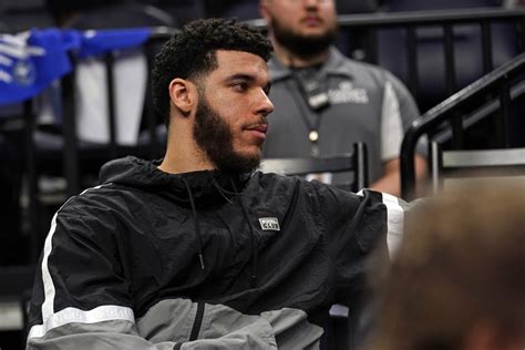 Lonzo Ball Update Point Guard Back In Chicago And Will Now Rehab With