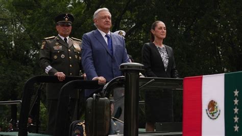 En Vivo Amlo Encabeza Desfile C Vico Militar En El Z Calo Cdmx Hoy