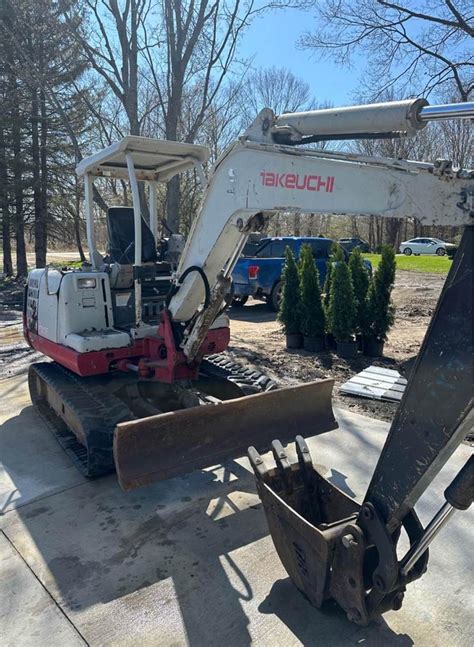 Takeuchi Tb135