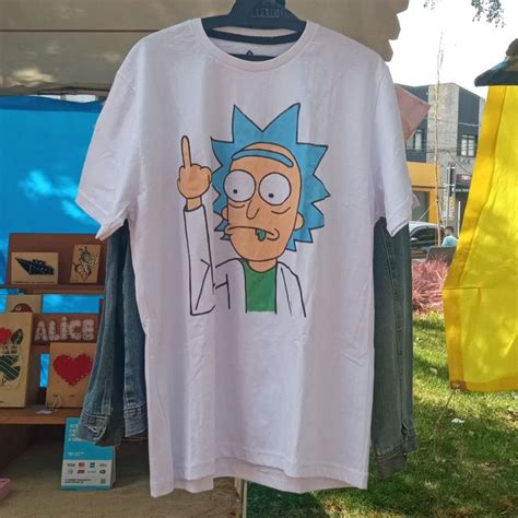 Camiseta Rick And Morty Em Camiseta Rick And Morty Looks