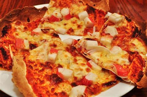 The 18 Weirdest Pizza Toppings Ranked By Eaters