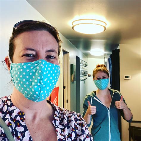 quick   choose   face mask  office work