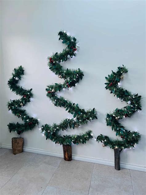 Easy And Cheap Diy Wall Christmas Tree To Save Space Tea And Forget Me Nots