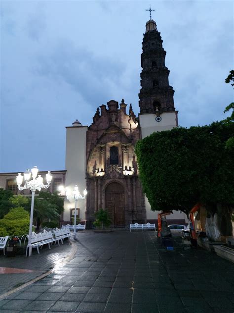 Parroquia San Miguel De Arcangel En La Ciudad Atotonilco El Alto