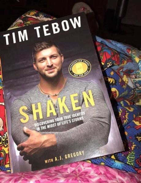 Book Review: Shaken by Tim Tebow - Paperblog