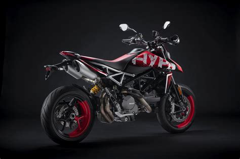 Motorrad Vergleich Ktm Super Duke R Vs Ducati Hypermotard