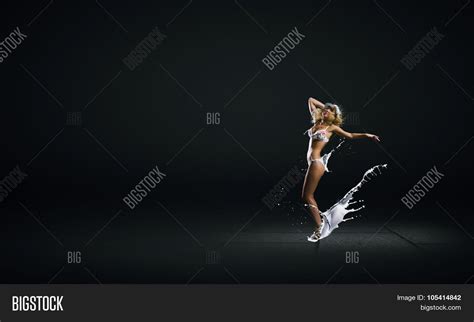 Hot Young Dancing Image And Photo Free Trial Bigstock