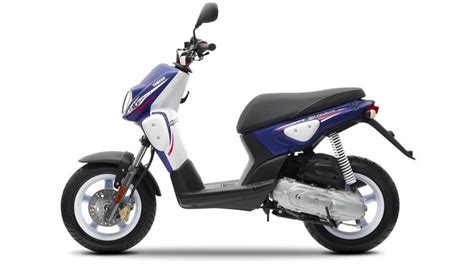 2010 Yamaha Slider Naked Moto ZombDrive