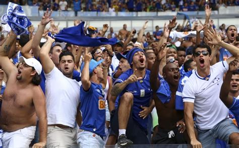 Retorno Do Cruzeiro Ao Mineir O J Conta Mais De Mil Torcedores