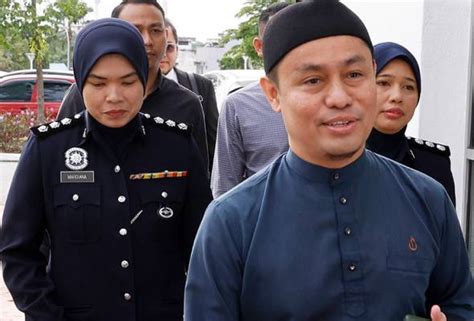 Dakwaan Amang Seksual Peguam Bela Pu Azman Cadang Kemuka Representasi