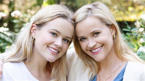 Wie Zwillinge Reese Witherspoon Mit Tochter Auf Red Carpet