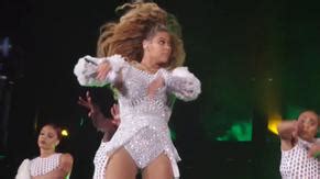 Beyonce Pussy Slips During A Performance Aznude