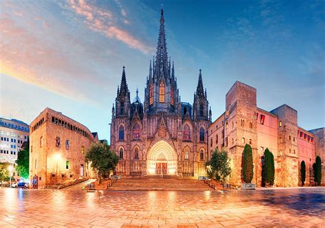 Que Visitar En Barcelona Lugares Imprescindibles Images And Photos