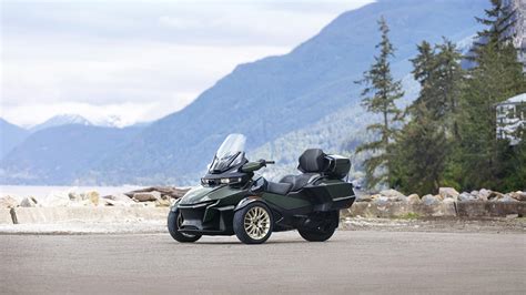 Can Am Spyder Rt Sea To Sky Guide Total Motorcycle