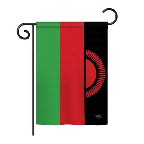 Breeze Decor BD CY GS 108285 IP BO D US15 BD 13 X 18 5 In Malawi Flags