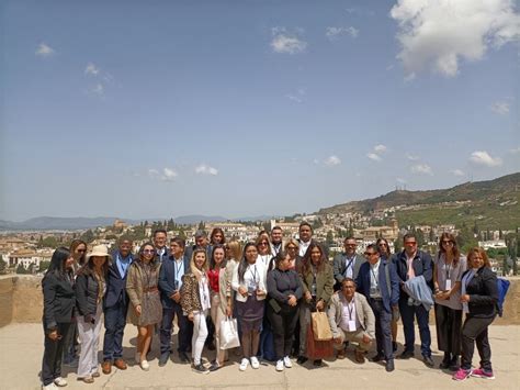 Granada Alhambra Nasrid Palaces Generalife Guided Tour Getyourguide