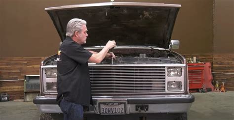 Squarebody Grill Swap Freshening Up A Chevy Or Gmc Front