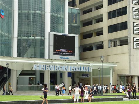 Chevron House Entrance Raffles Place Kfcatles Flickr