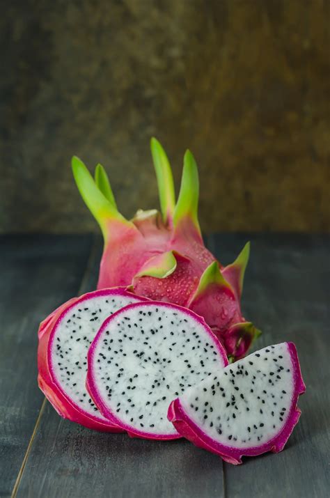 How To Cut Dragon Fruit Like A Pro With 10 Important FAQ Cutting