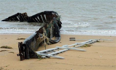 Cyclone Yasi devastates Queensland - Arabianbusiness