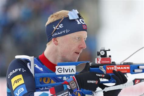 Biathlon Johannes Boe remporte la dernière mass start de la saison à