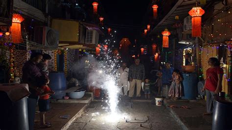 Pollution Scare Delhi Govt Bans Production Sale Use Of Firecrackers